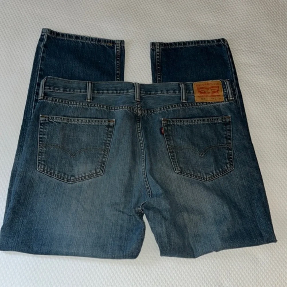 Levi’s Men’s 505 Straight Leg Size 40 x‎ 30